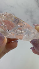 Load and play video in Gallery viewer, High Luster Enhydro Quartz w/ Moving Bubble &amp;/or Carbon/Black Inclusions,A499
