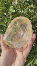 Load and play video in Gallery viewer, Clear Quartz Offering Bowl,Crystal Quartz Altar Bowl,Crystal Tray,B125
