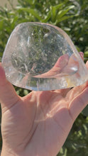 Load and play video in Gallery viewer, Clear Quartz Offering Bowl,Crystal Quartz Altar Bowl,Crystal Tray,B79
