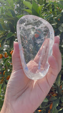 Load and play video in Gallery viewer, Small Clear Quartz Offering Bowl,Natural Quartz Bowl,Crystal Tray,B36
