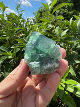 Load and play video in Gallery viewer, Green Cubic Fluorite fluorite cluster,Mineral Specimen B
